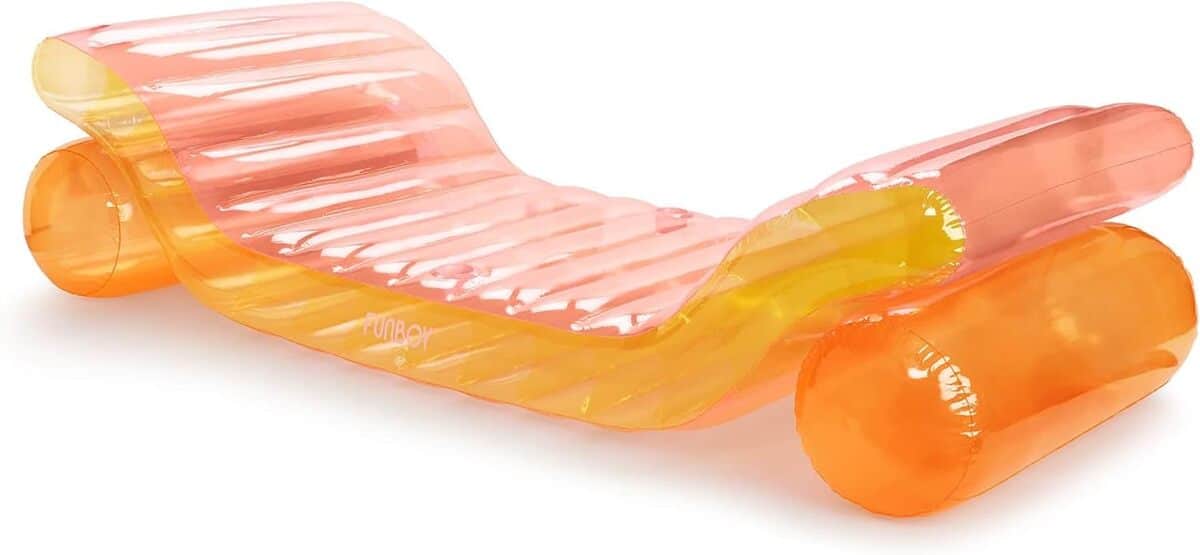 Avis sur la chaise longue gonflable bleue de FUNBOY avec porte-gobelet