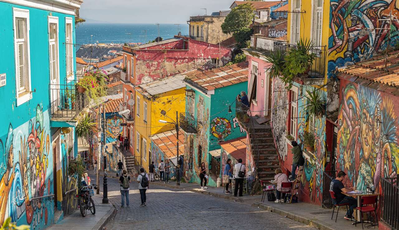 Explorer le street art et les maisons colorées de valparaíso Explorer le street art et les maisons colorées de valparaíso