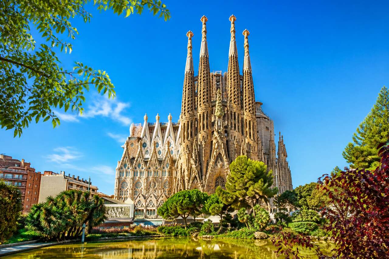 Visiter la Catalogne : incontournables et conseils pratiques en Espagne