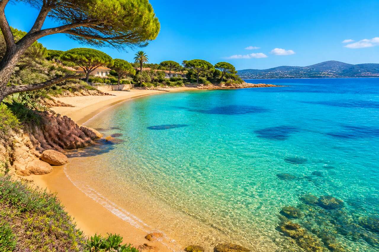 Le Lavandou : découvrez ses 12 plages magnifiques