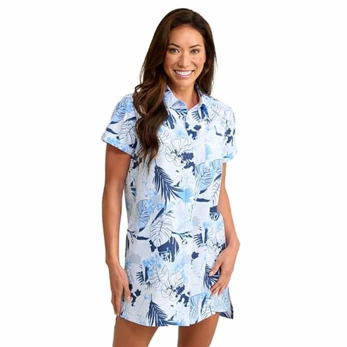 Test de la robe de plage Huk Kona Dress blanche, légère et séchage rapide