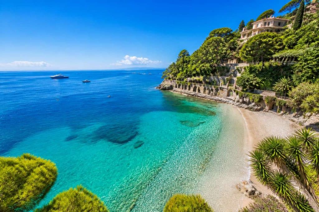 Découverte de la plage de la paloma : un coin de paradis à saint-jean-cap-ferrat