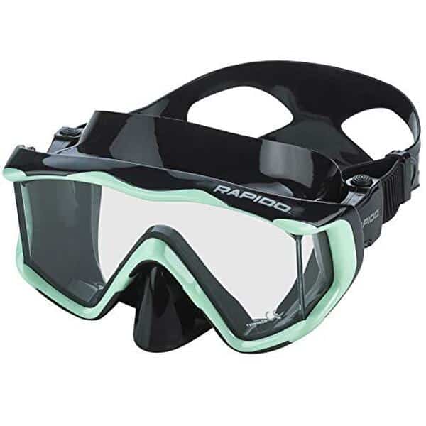 Découvrez notre test complet du masque et tuba Phantom Aquatics PANO-3 : performances, confort et qualité pour la plongée et le snorkeling.