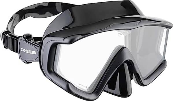 Découvrez notre test complet du masque Cressi Liberty Triside et du tuba Epsilon Dry : équipements premium pour la plongée et le snorkeling avec analyse détaillée des performances. 